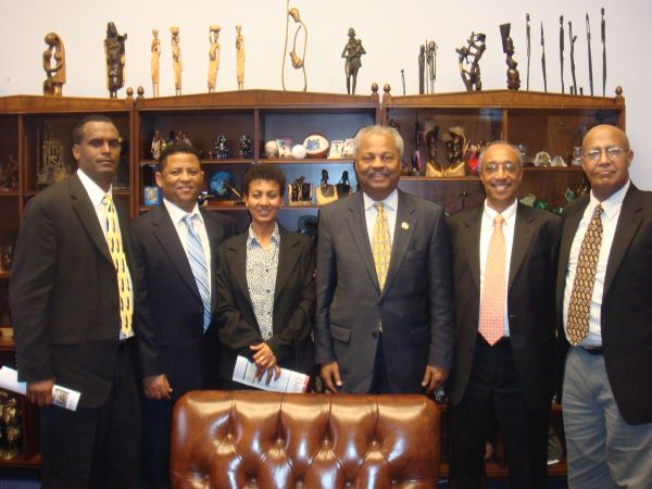 From Right to left: Seyoum Tesfaye, Teklai Abraha, Congressman Donald Payne, Fowzia Hassen, Ermias Leake & Fessehaie Desta. From Right to left: Seyoum Tesfaye, Teklai Abraha, Congressman Donald Payne, Fowzia Hassen, Ermias Leake & Fessehaie Desta.